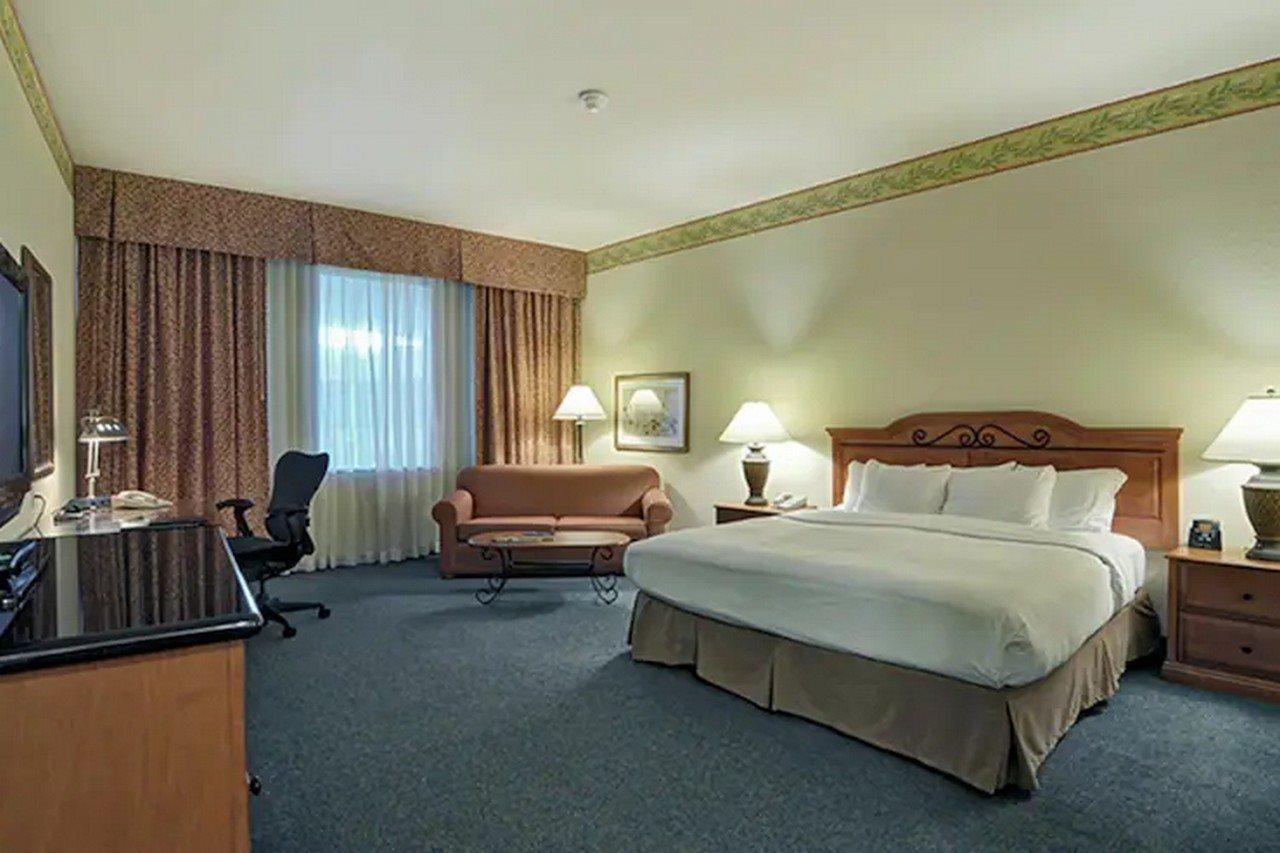 Hilton Airport