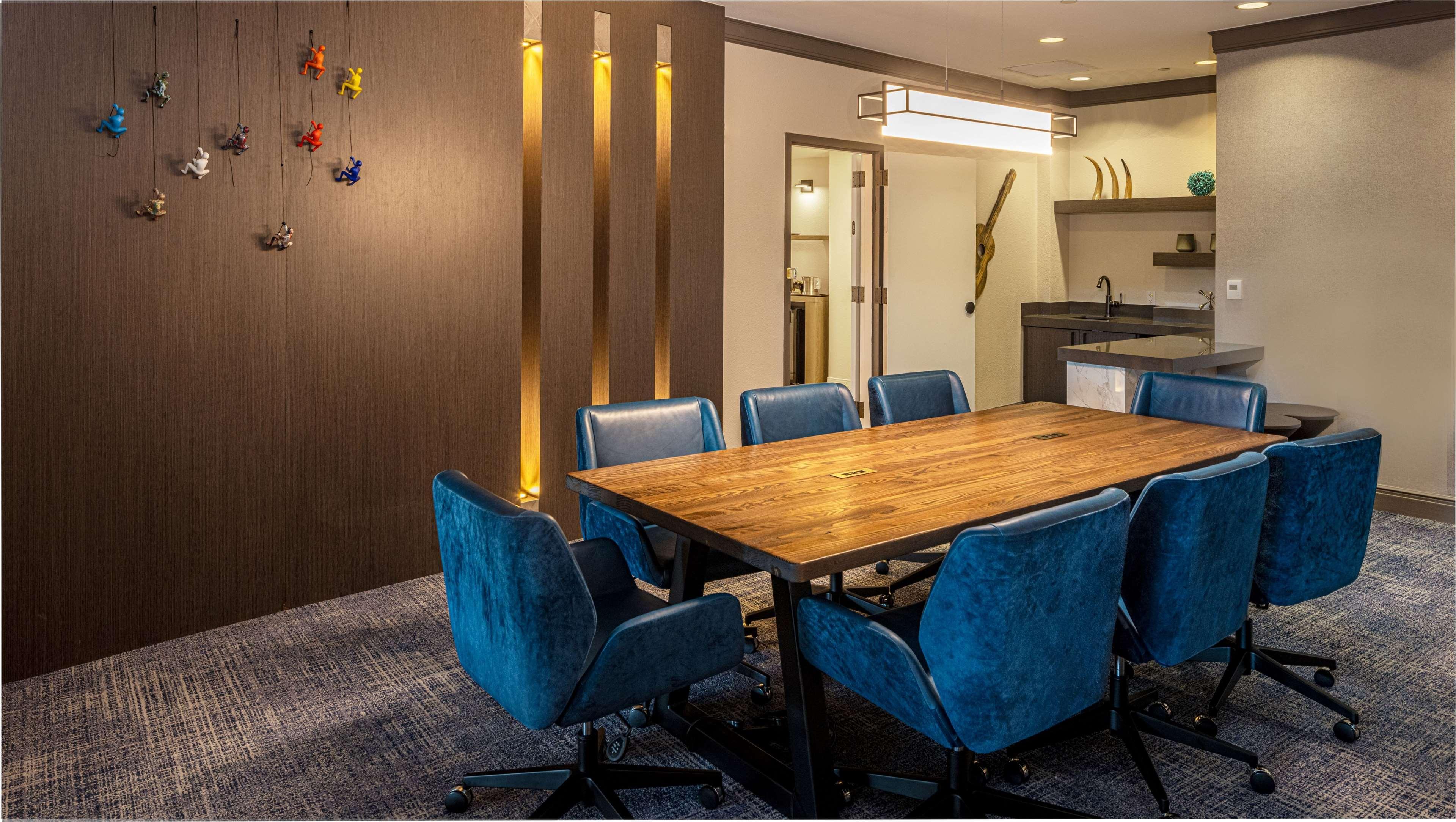 Hilton Airport Hotel Austin