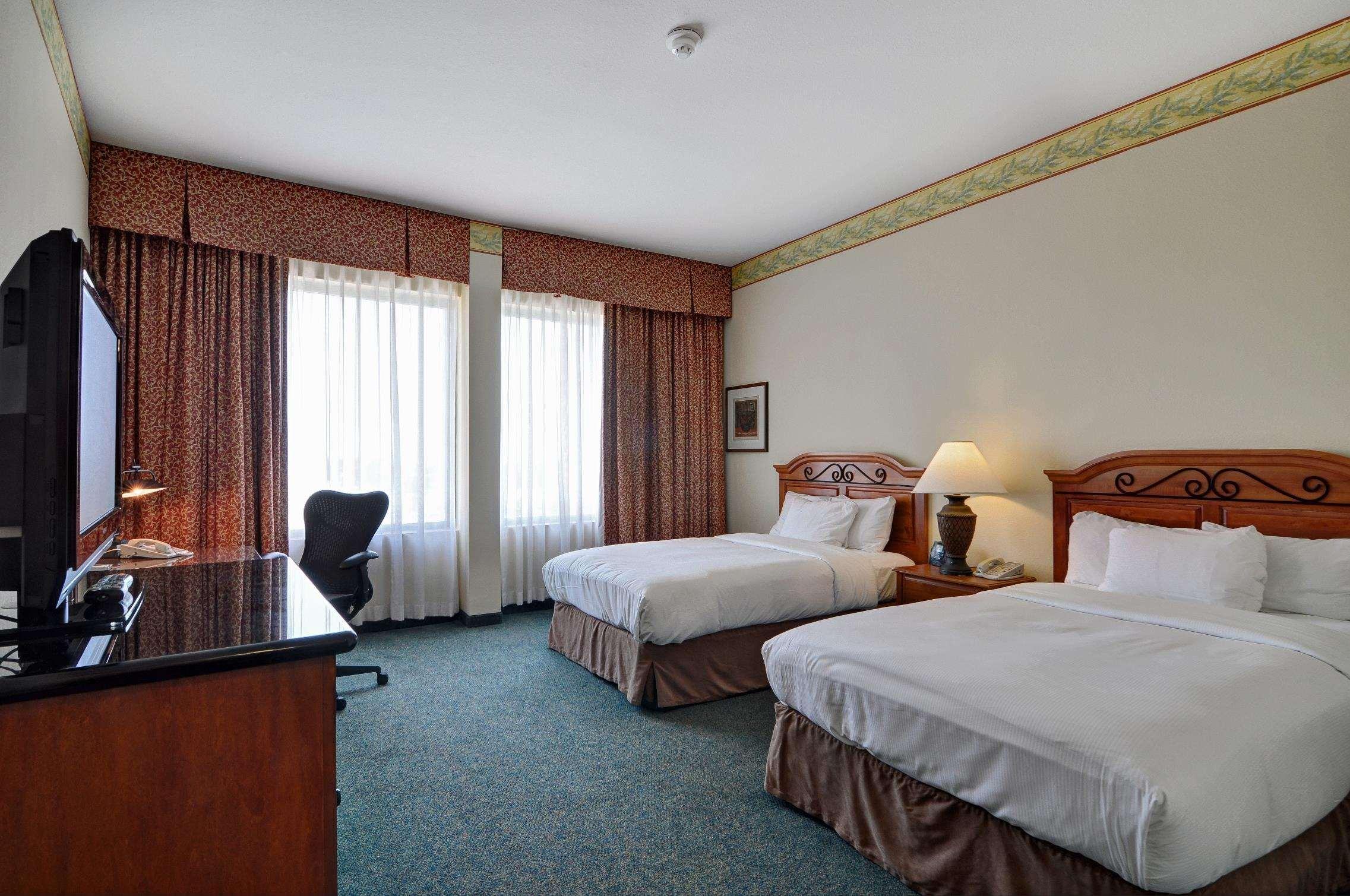 Hilton Airport 3* Austin