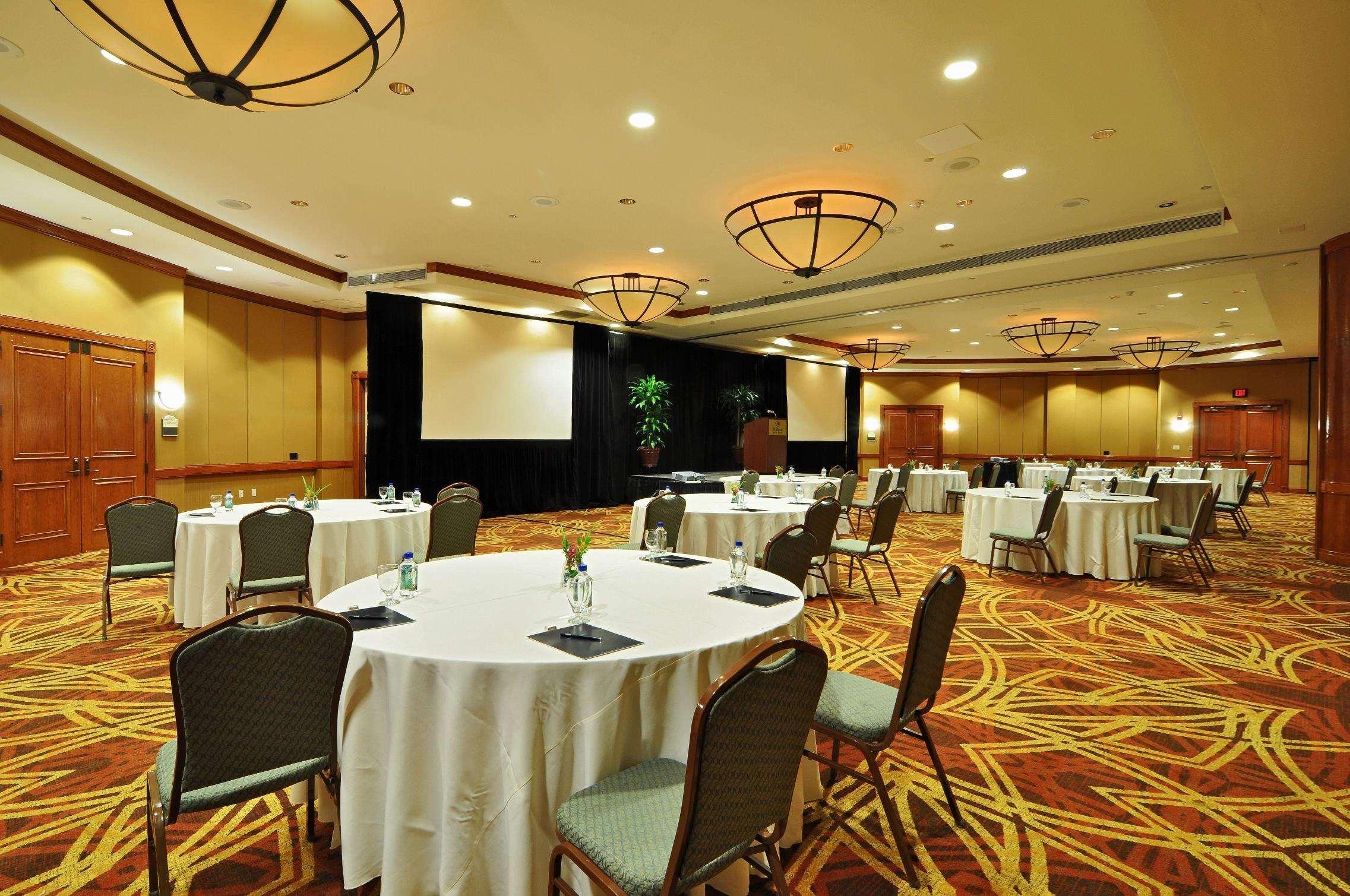 Hilton Airport Hotel Austin