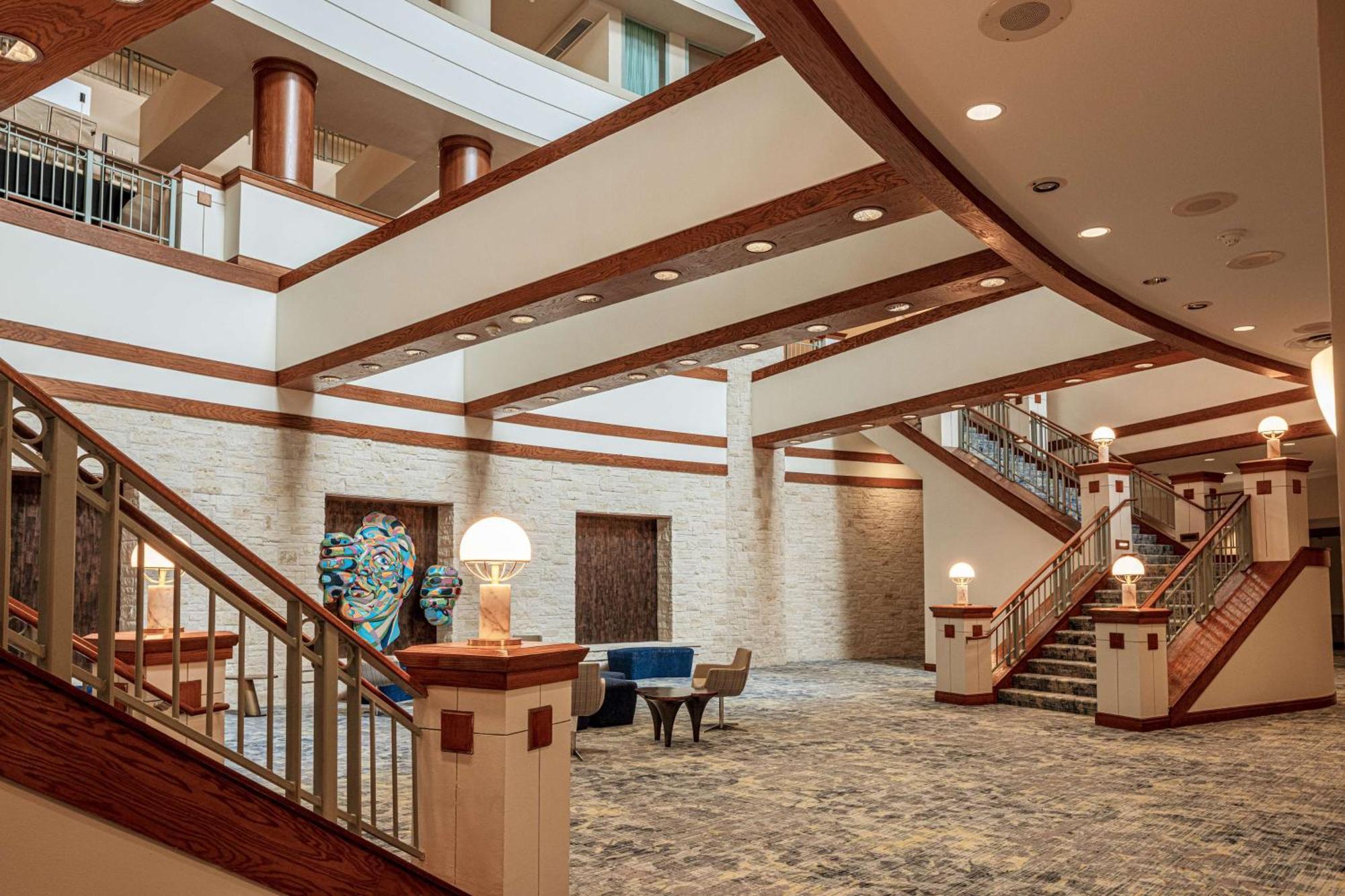 Hilton Airport 3* Austin