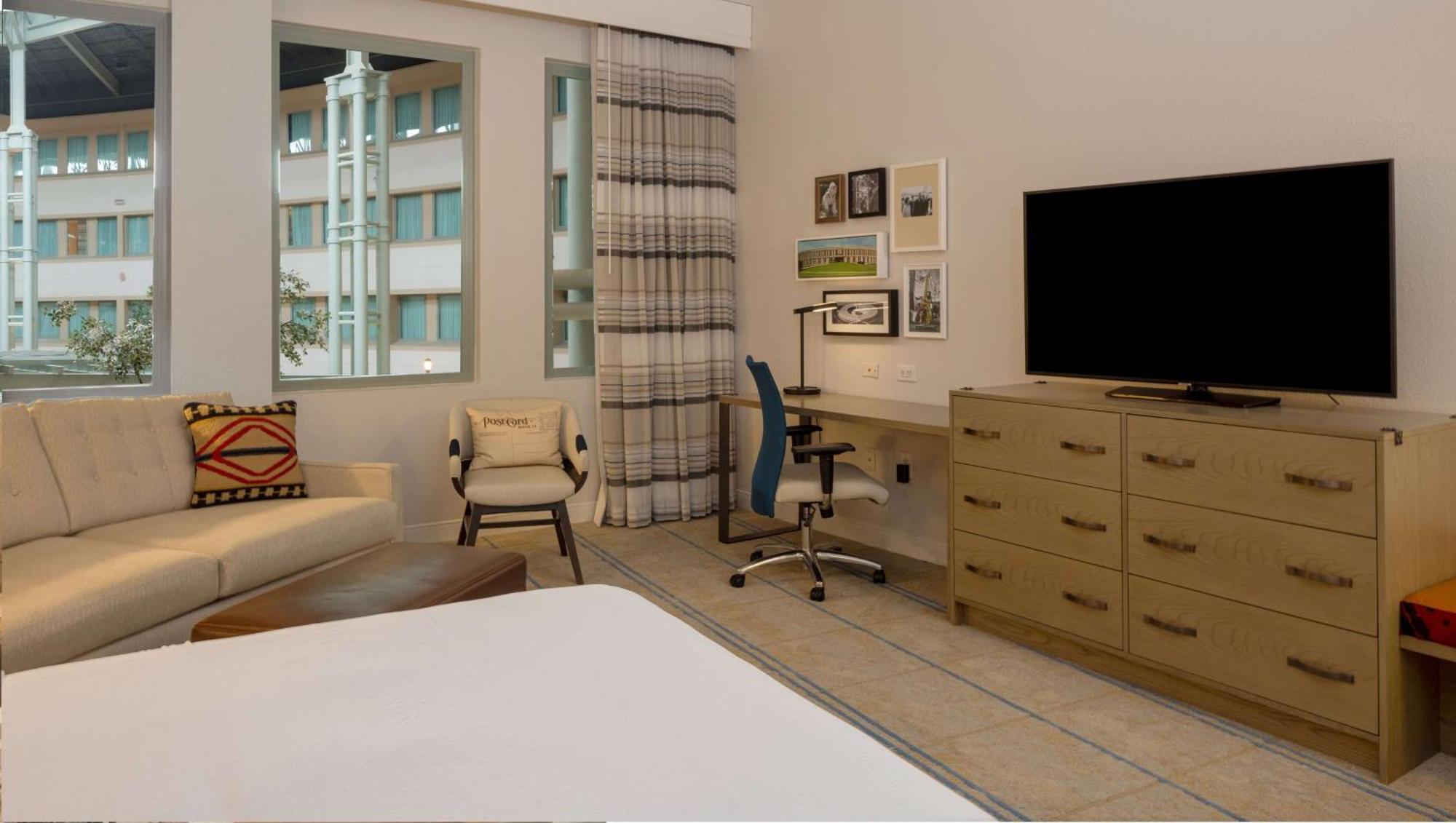 Hilton Airport 3* Austin