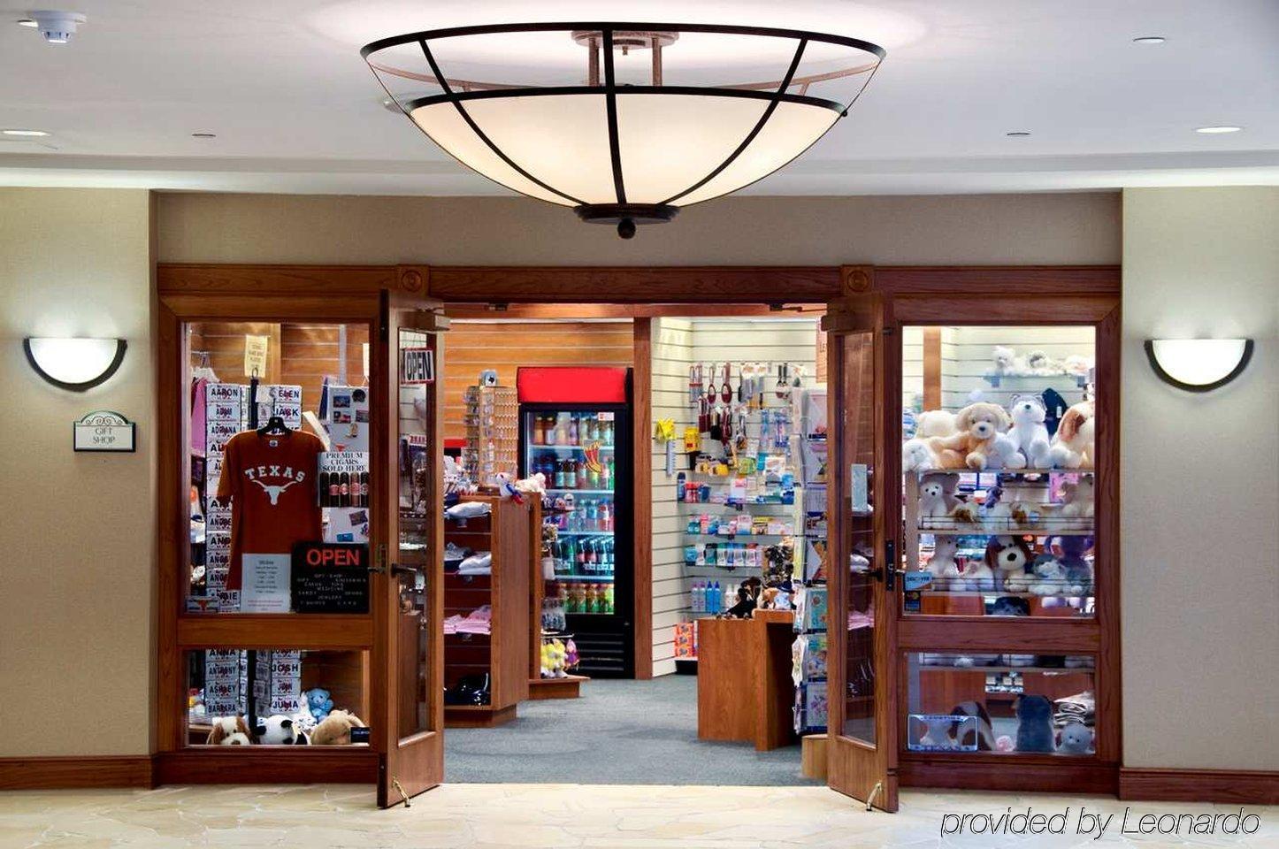 Hilton Airport