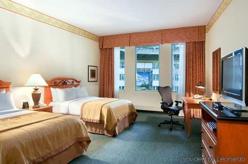 Hilton Airport 3* Austin